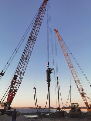 kaufen 180 KW Schwingungskraft Bodenzufuhr Schwingende Pilingmaschine Verringerung der Siedlung und Erhöhung der Tragfähigkeit leicht gemacht online manufacture