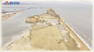 100-kW-Elektrorüttler zur Stapelverdichtung